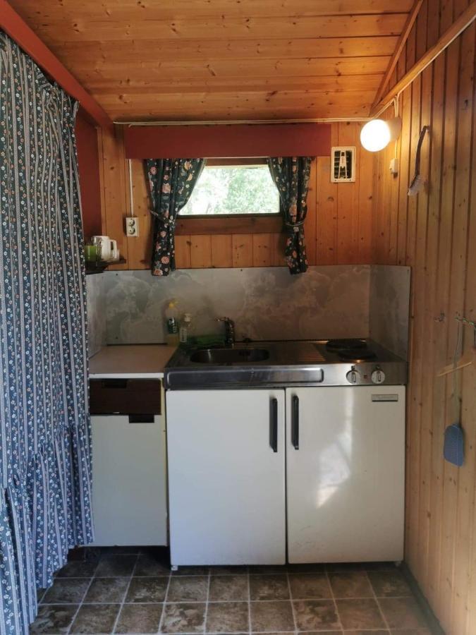 Loken Camping - Trivelig Og Idyllisk Ved Vannet Hotel Olden Ngoại thất bức ảnh