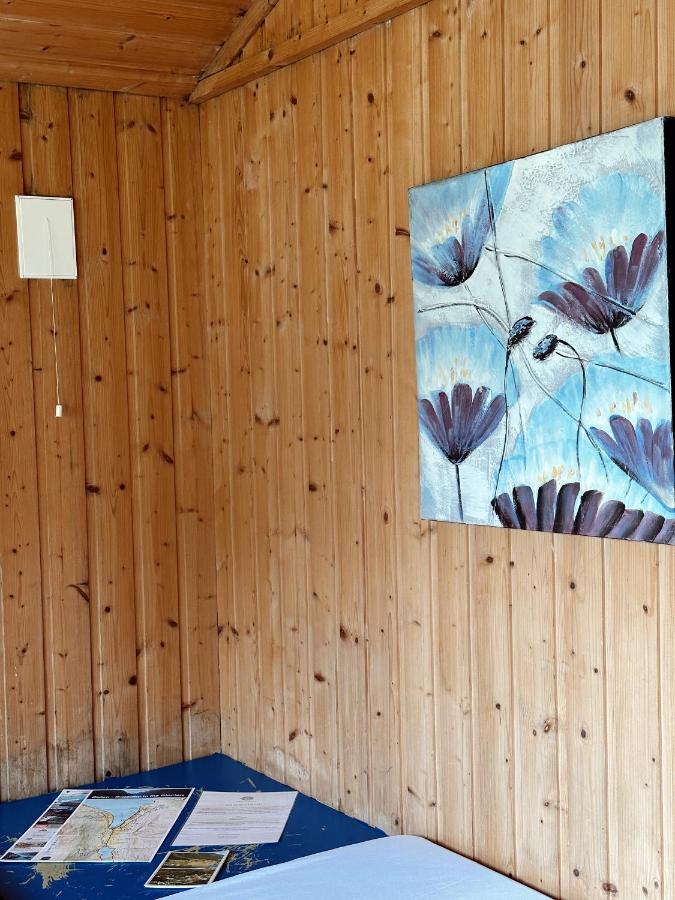 Loken Camping - Trivelig Og Idyllisk Ved Vannet Hotel Olden Ngoại thất bức ảnh