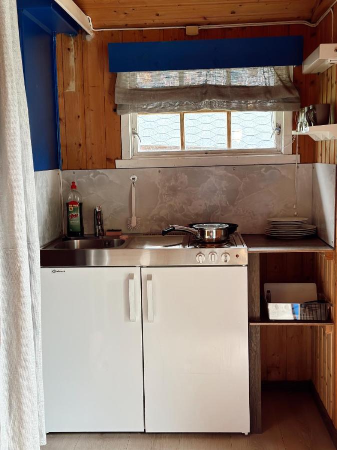 Loken Camping - Trivelig Og Idyllisk Ved Vannet Hotel Olden Ngoại thất bức ảnh